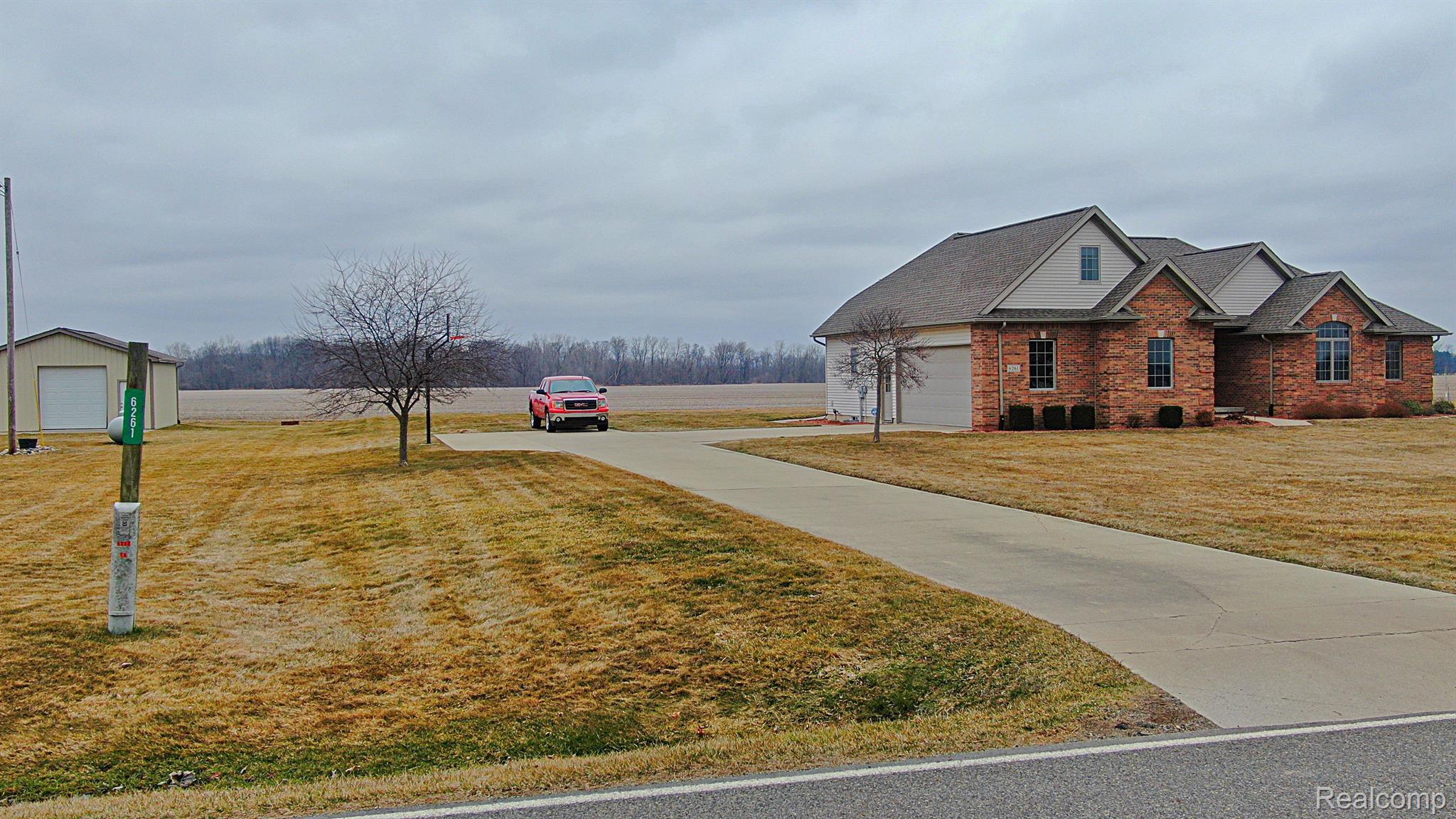 6261 North New Lothrop Road New Lothrop, MI 48460 - Photo 10 of 44 Gallery Image 10