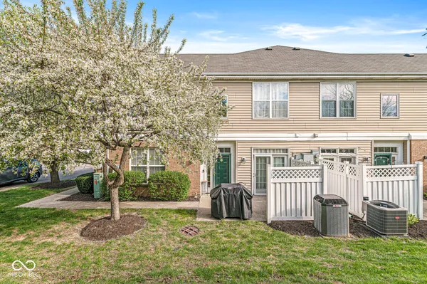 $239,900 | 2363 Colfax Lane, Indianapolis, IN 46260