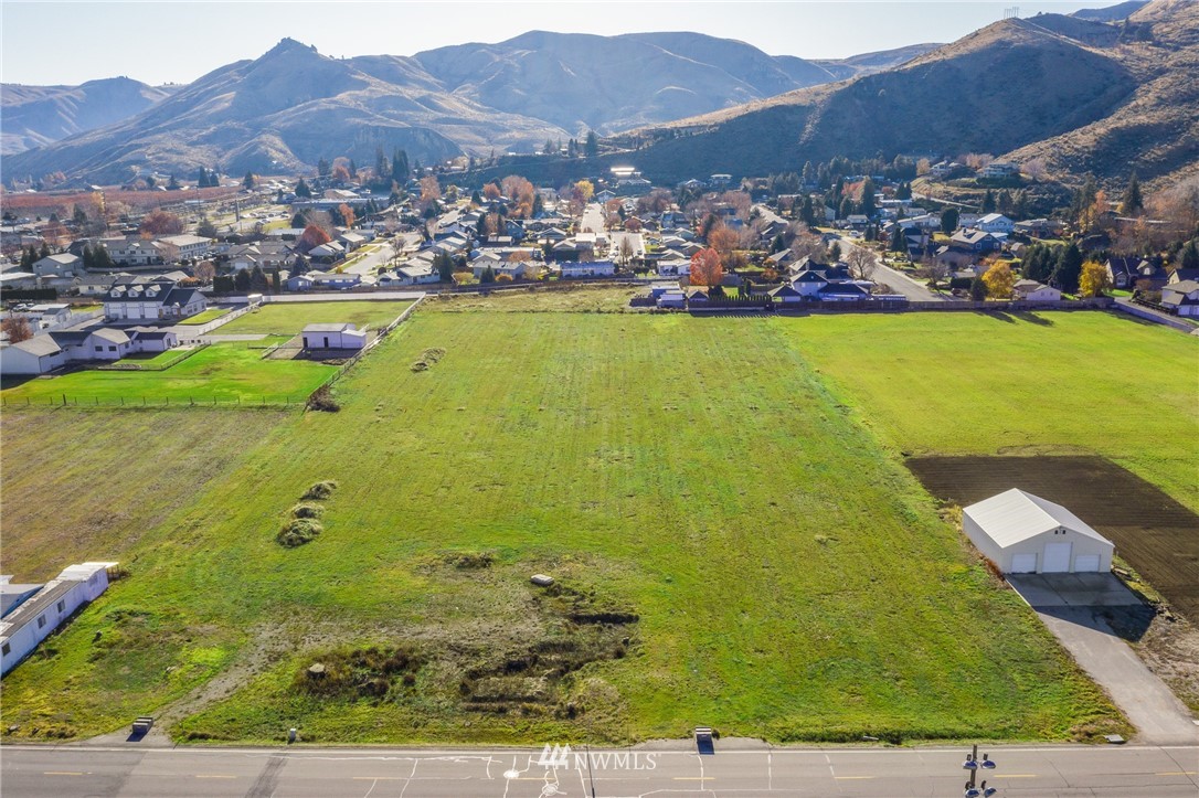 1101-1105 Red Apple Road Wenatchee, WA 98801 - Photo 3 of 9 Gallery Image 3