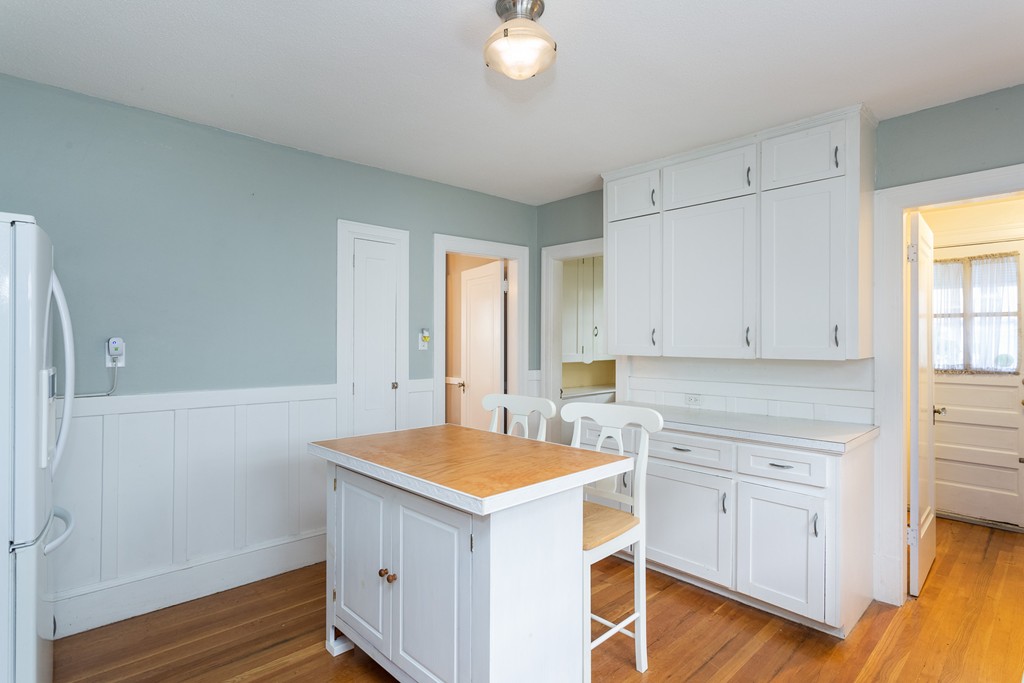 124 Sylvan Street Springfield, MA 01108 - Photo 16 of 30