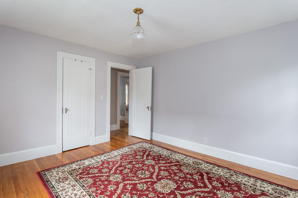 124 Sylvan Street Springfield, MA 01108 - Photo 22 of 30