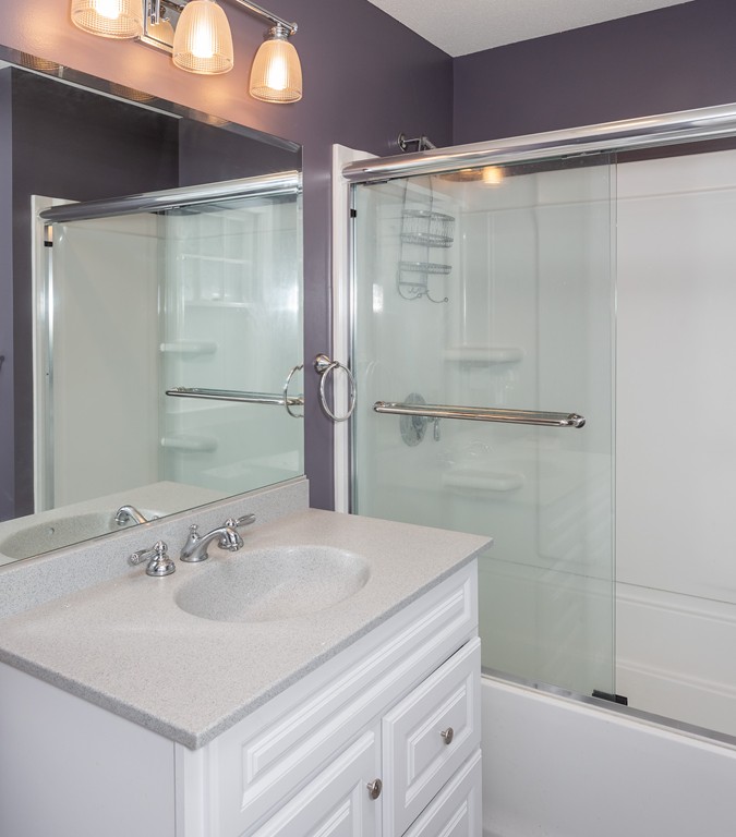 124 Sylvan Street Springfield, MA 01108 - Photo 26 of 30
