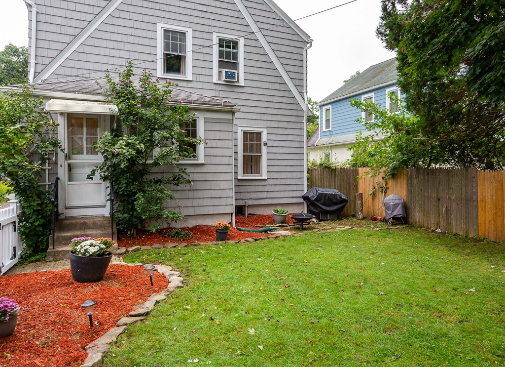 124 Sylvan Street Springfield, MA 01108 - Photo 30 of 30