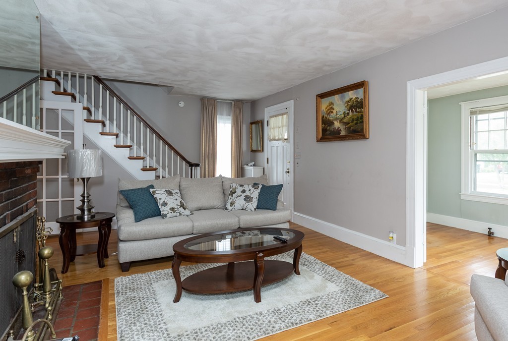 124 Sylvan Street Springfield, MA 01108 - Photo 9 of 30