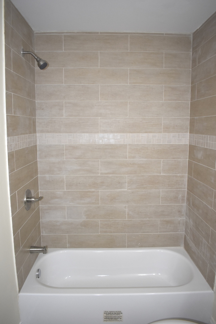 6945 West Avon Avenue Chicago Ridge, IL 60415 - Photo 13 of 34