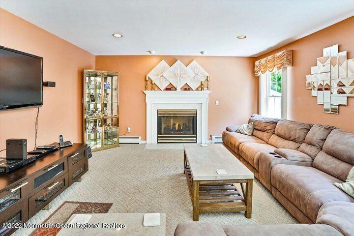 391 Meadowood Road Jackson, NJ 08527 - Photo 13 of 30 Living room