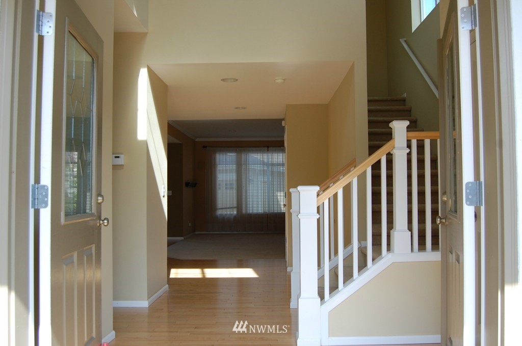 17216 164th Way Southeast Renton, WA 98058 - Photo 3 of 17