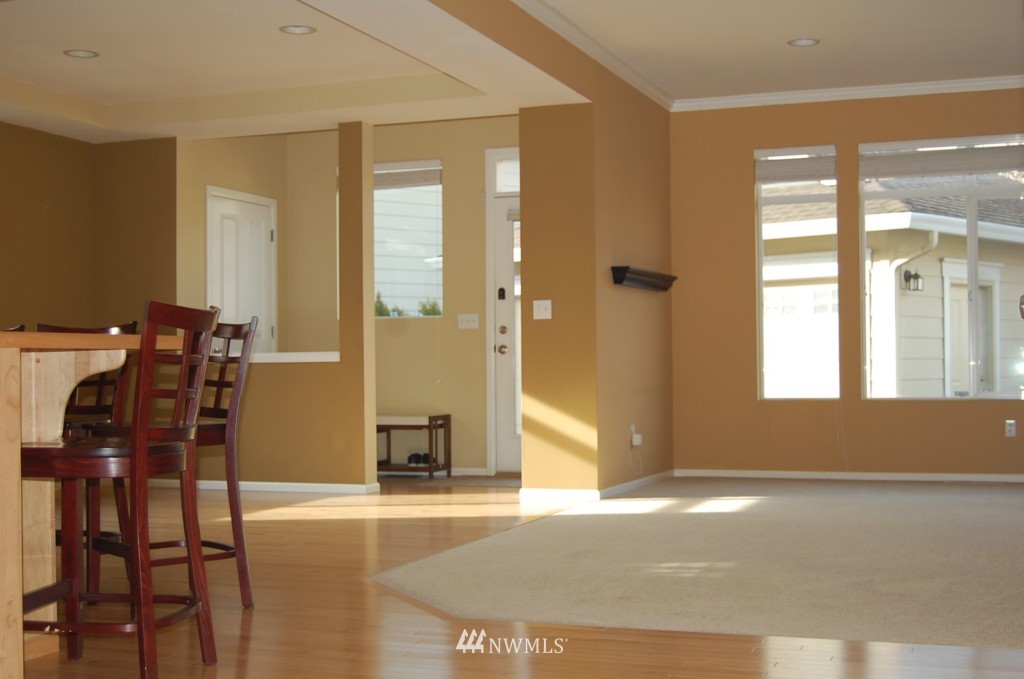 17216 164th Way Southeast Renton, WA 98058 - Photo 4 of 17