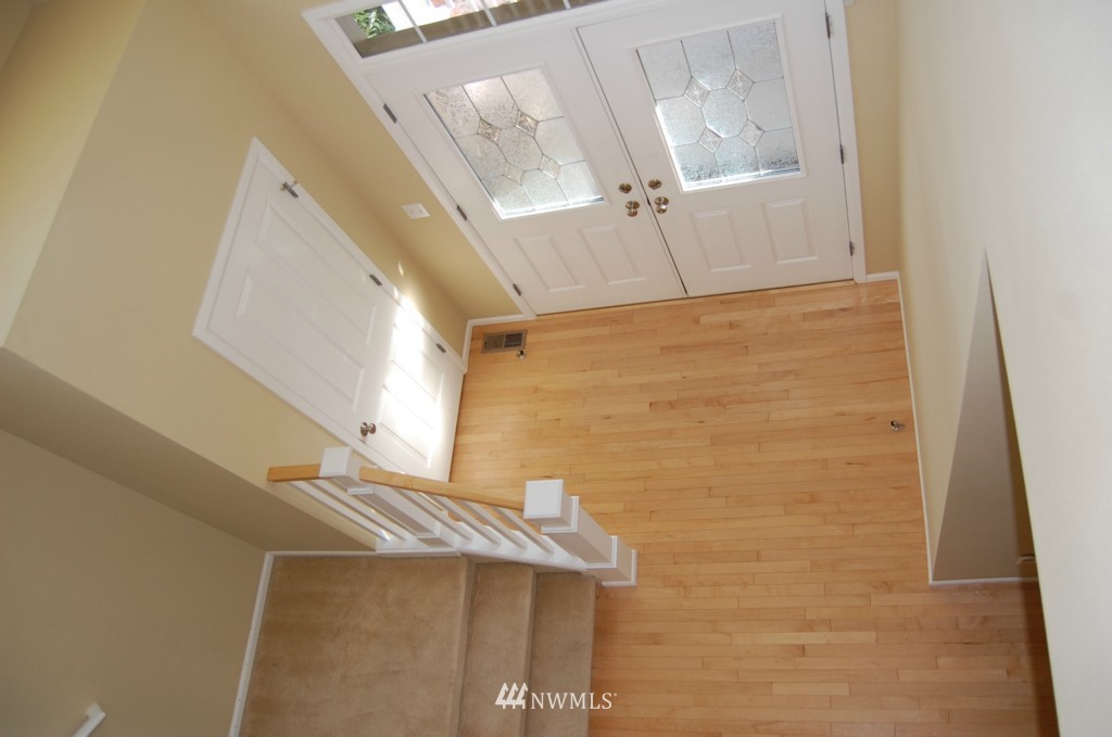 17216 164th Way Southeast Renton, WA 98058 - Photo 8 of 17