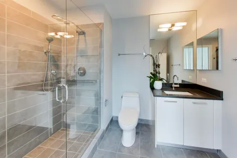 $2,700,000 | 110 West Superior Street, Unit 2200, Chicago, IL 60654