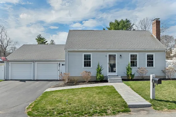 front view of house with a yard