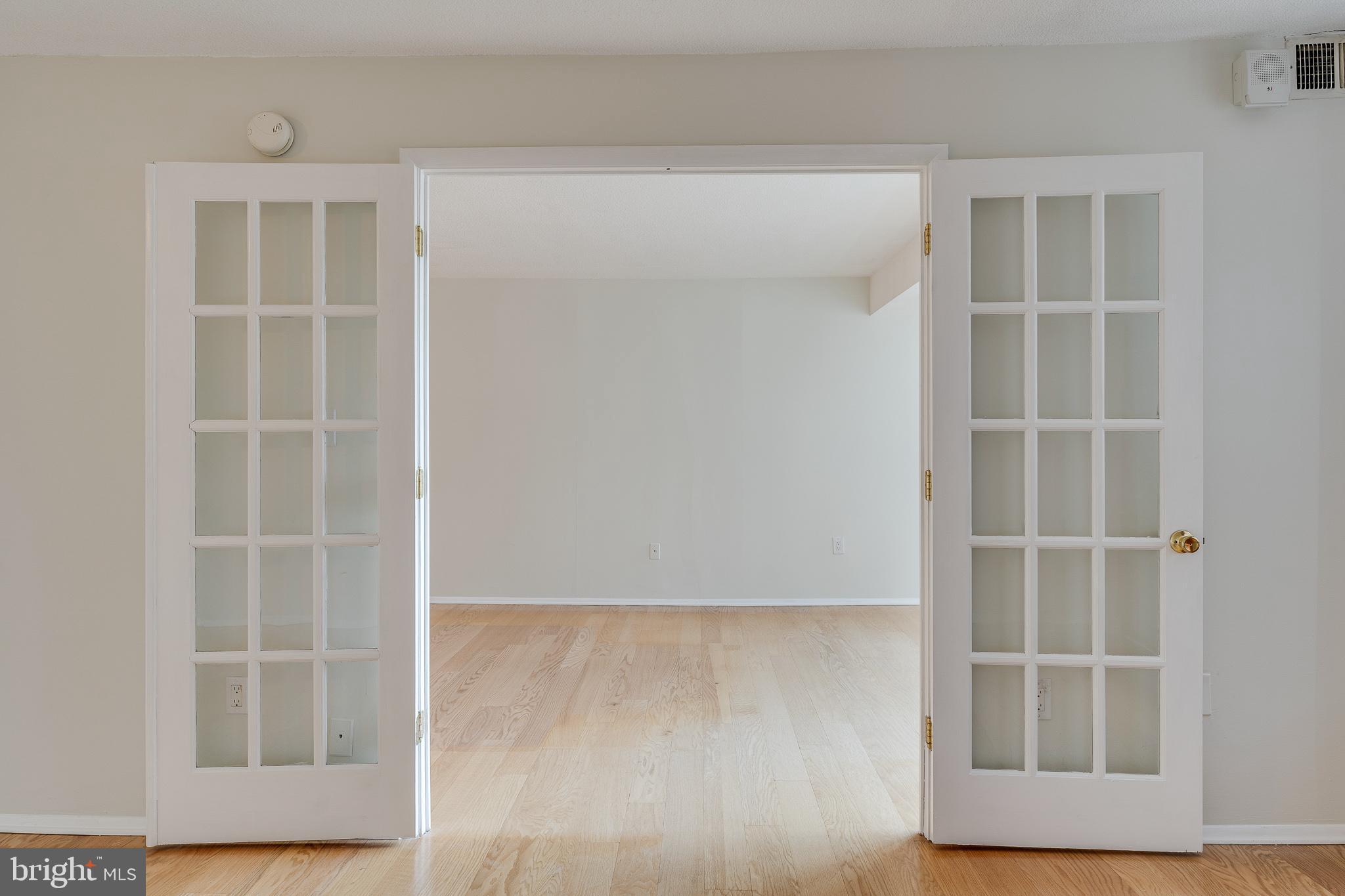 1420 Locust Street, Unit 10I Philadelphia, PA 19102 - Photo 17 of 28