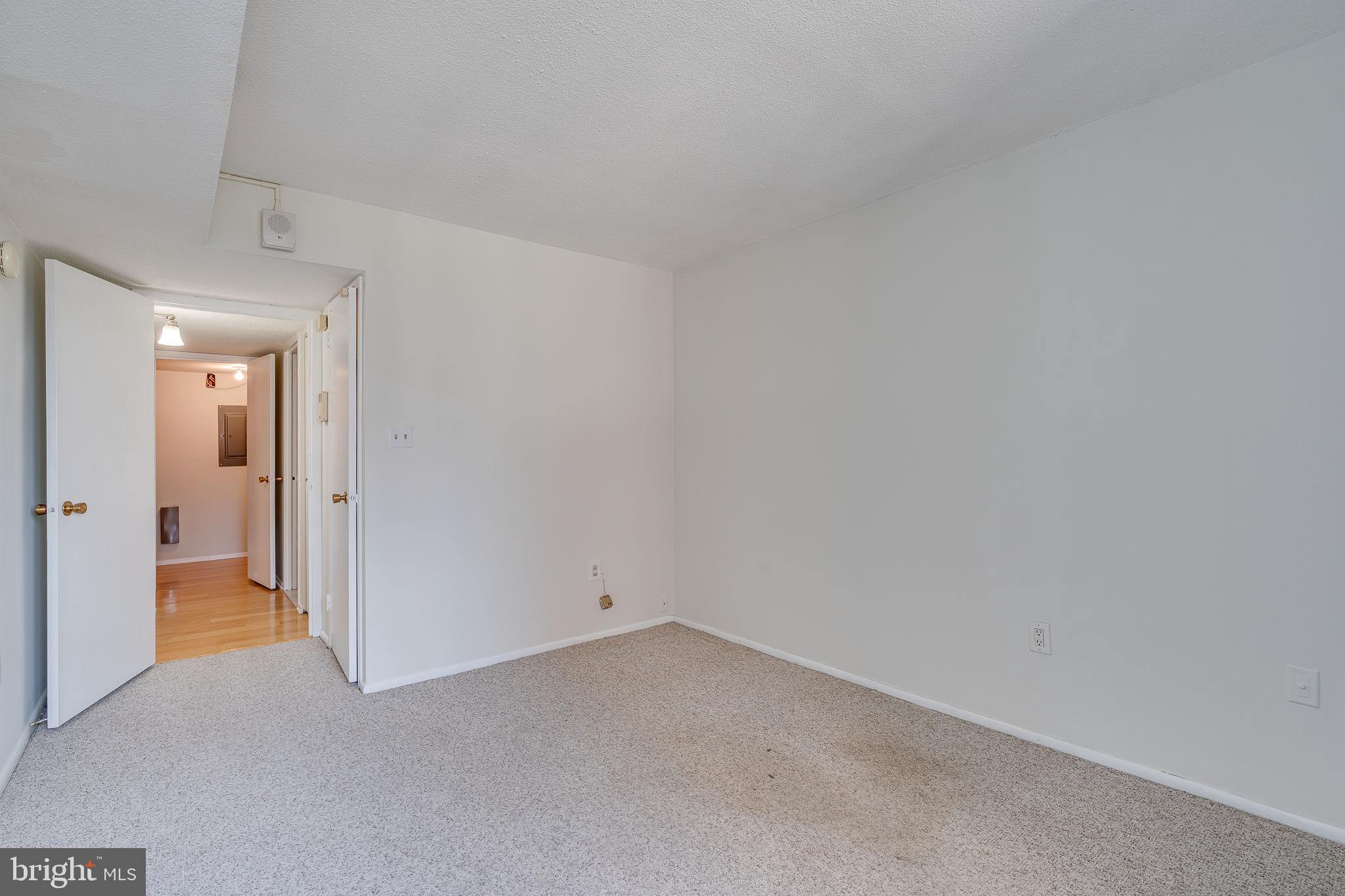 1420 Locust Street, Unit 10I Philadelphia, PA 19102 - Photo 20 of 28