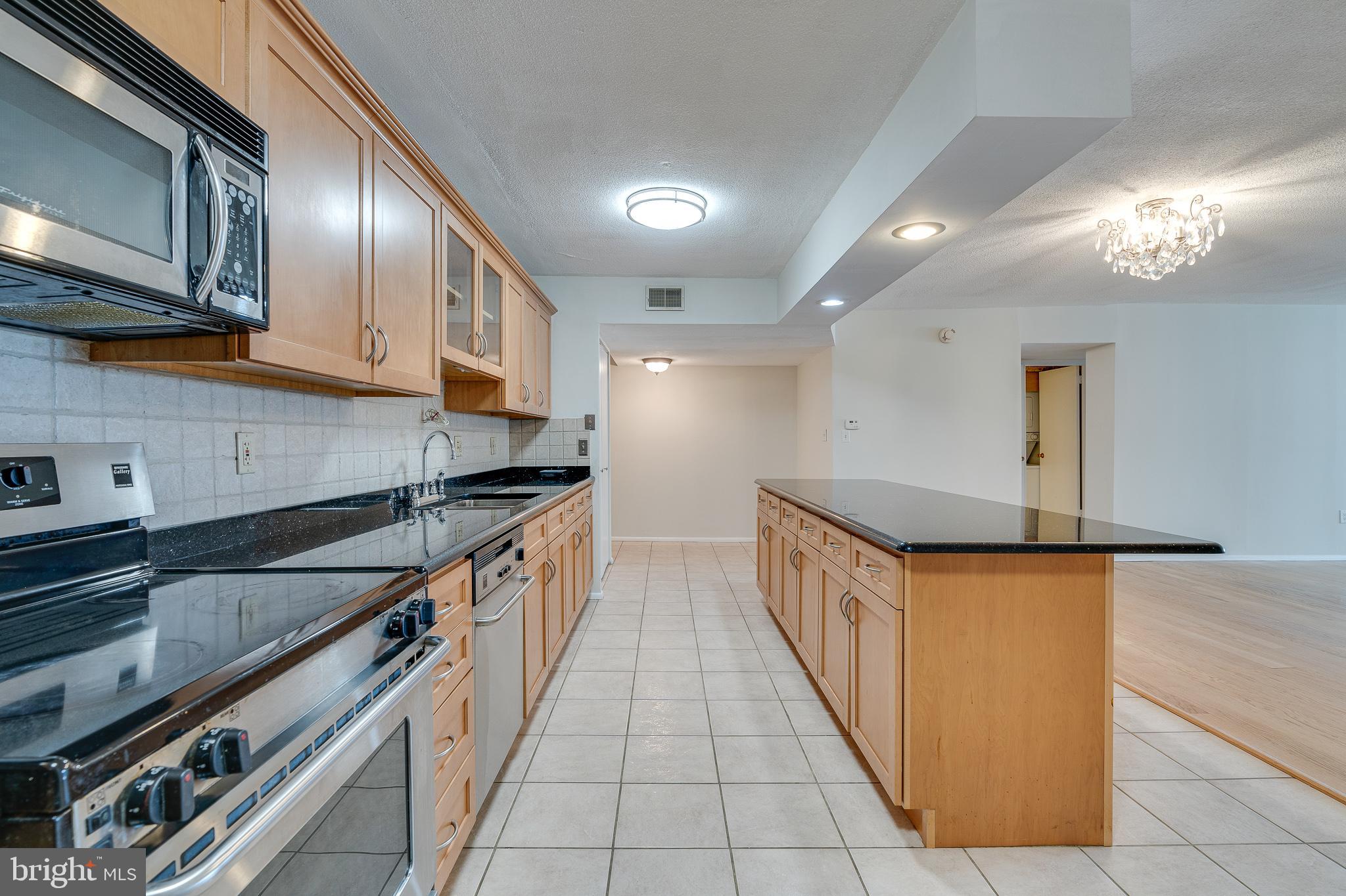 1420 Locust Street, Unit 10I Philadelphia, PA 19102 - Photo 5 of 28