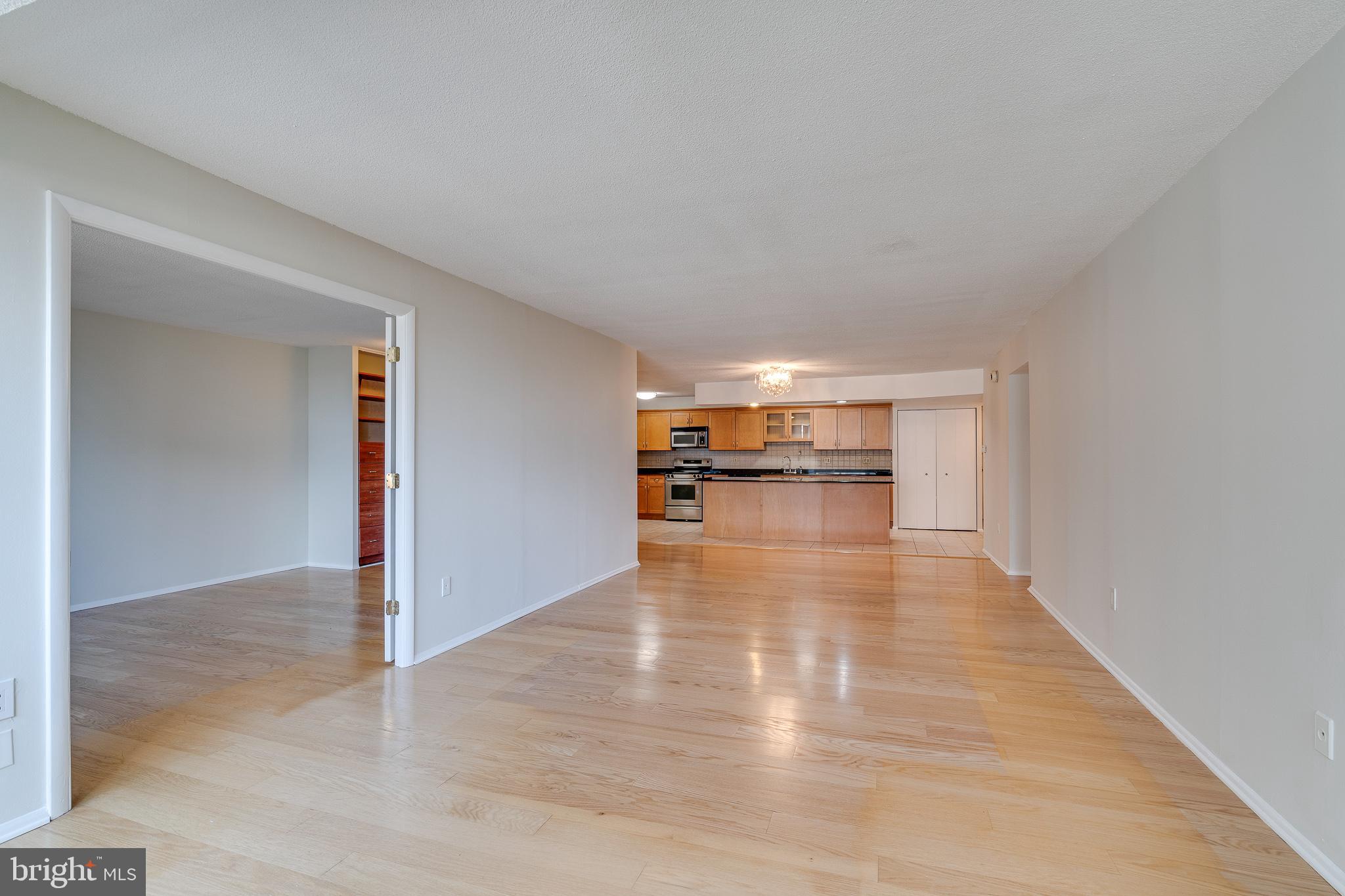 1420 Locust Street, Unit 10I Philadelphia, PA 19102 - Photo 9 of 28