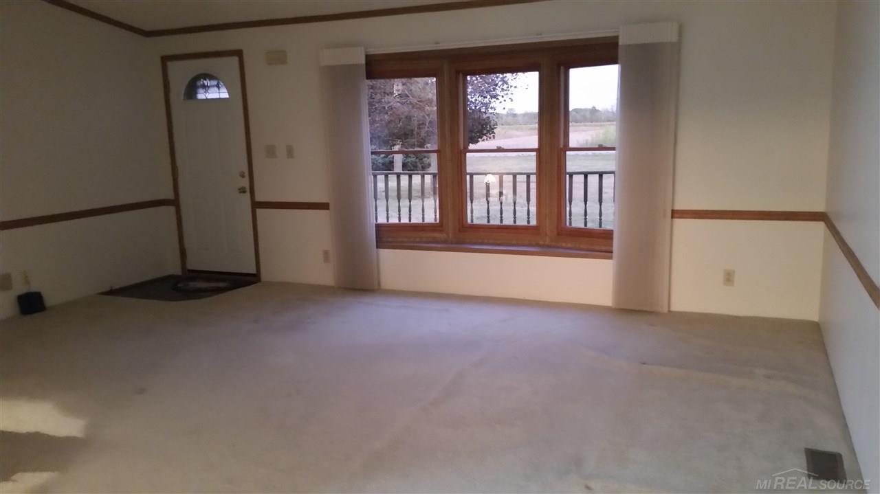 4846 Wagner Road Croswell, MI 48422 - Photo 12 of 32 31333140-11.JPG