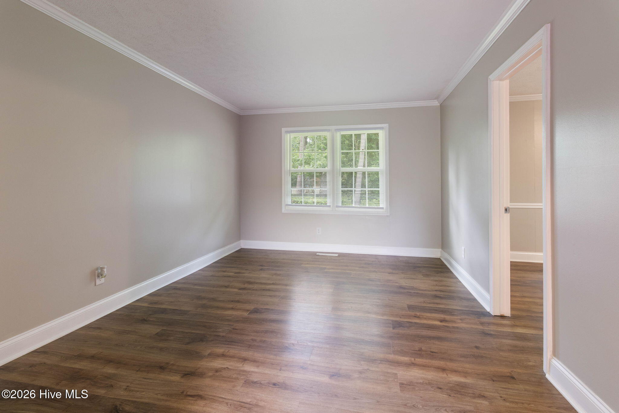 614 Wedgewood Road Whiteville, NC 28472 - Photo 4 of 34