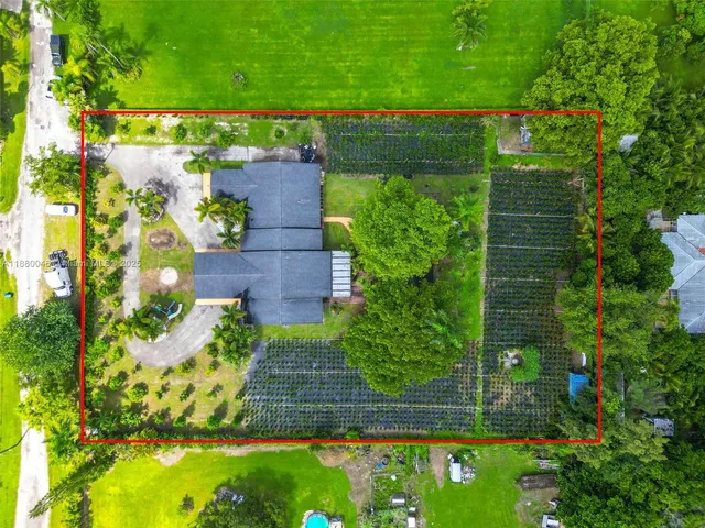 $1,110,000 | 18475 Southwest 206th Street, Miami, FL 33187