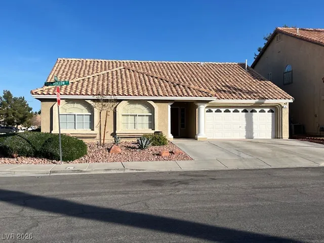 $2,350 | 16 Oak Hollow Court, Henderson, NV 89074