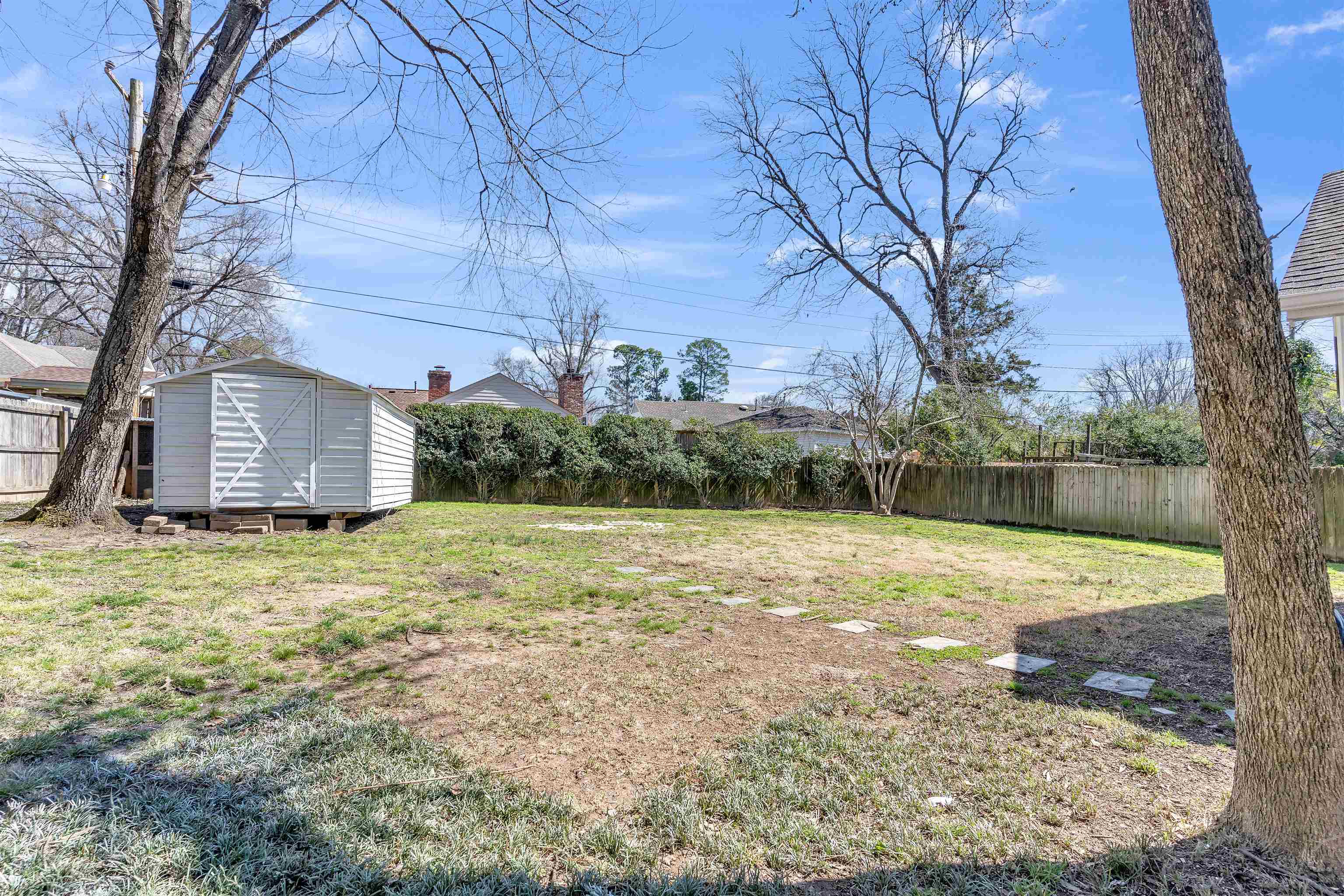 522 Kinsman Road Memphis, TN 38120 - Photo 18 of 19 Gallery Image 18