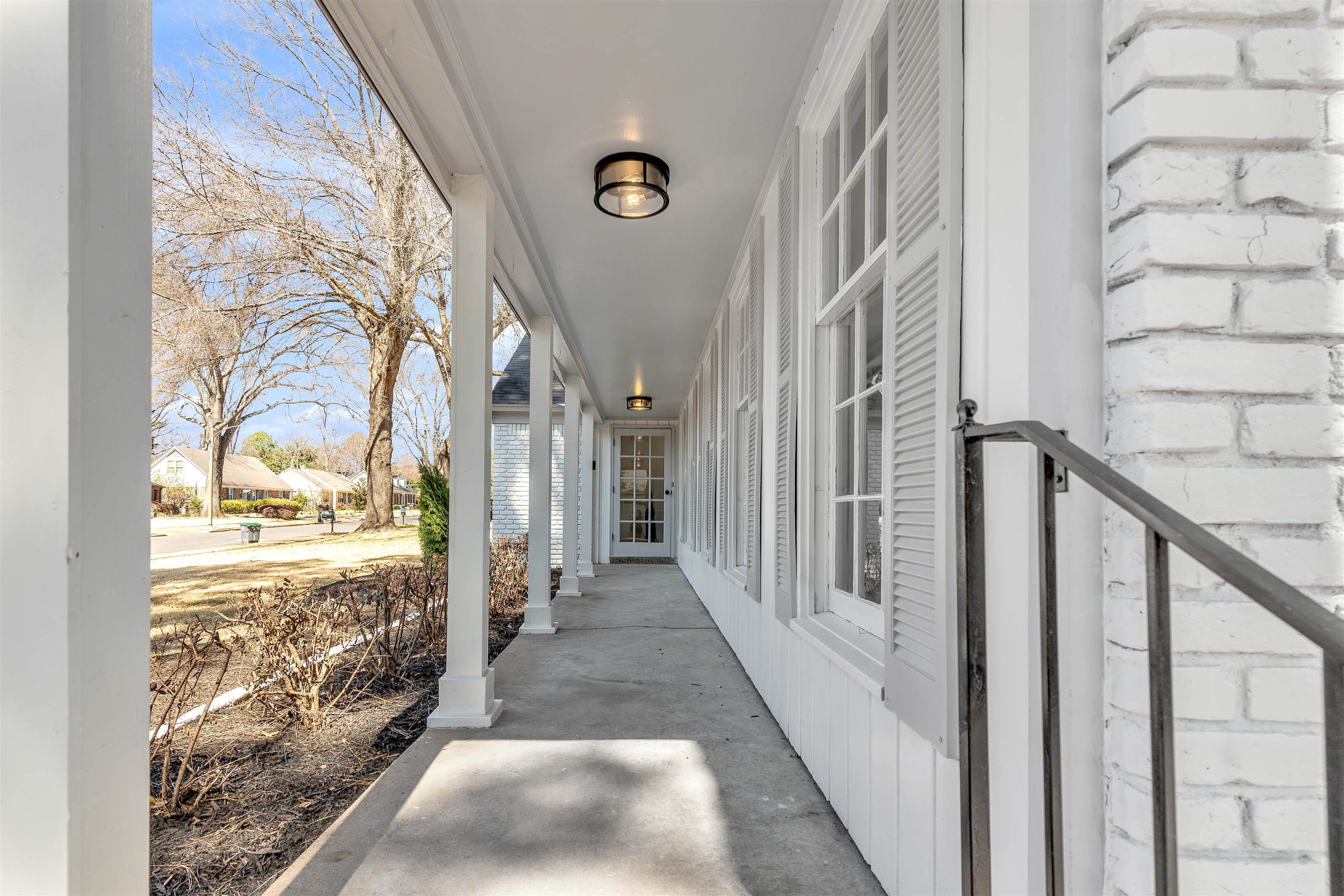 522 Kinsman Road Memphis, TN 38120 - Photo 4 of 19 Gallery Image 4