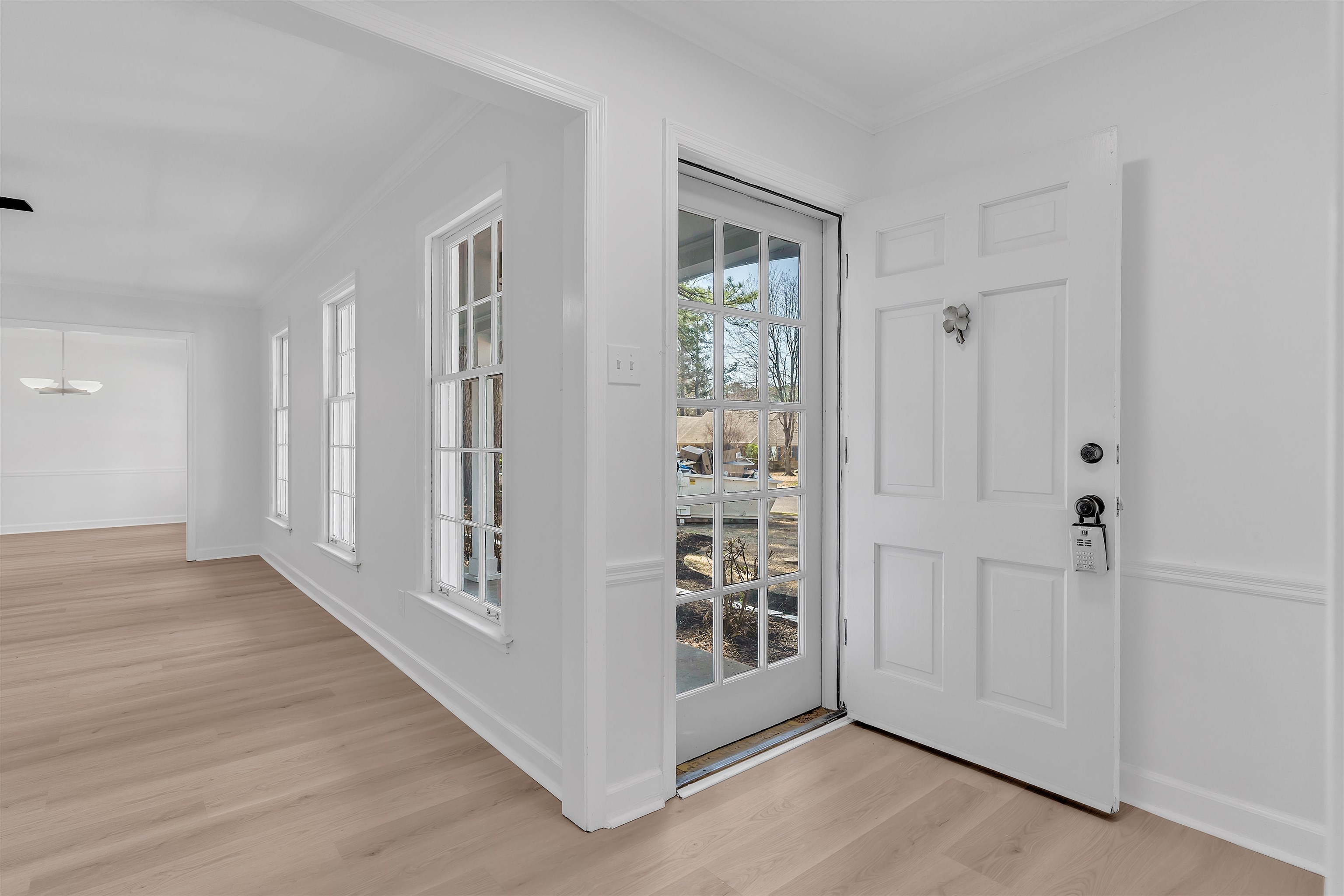 522 Kinsman Road Memphis, TN 38120 - Photo 5 of 19 Gallery Image 5