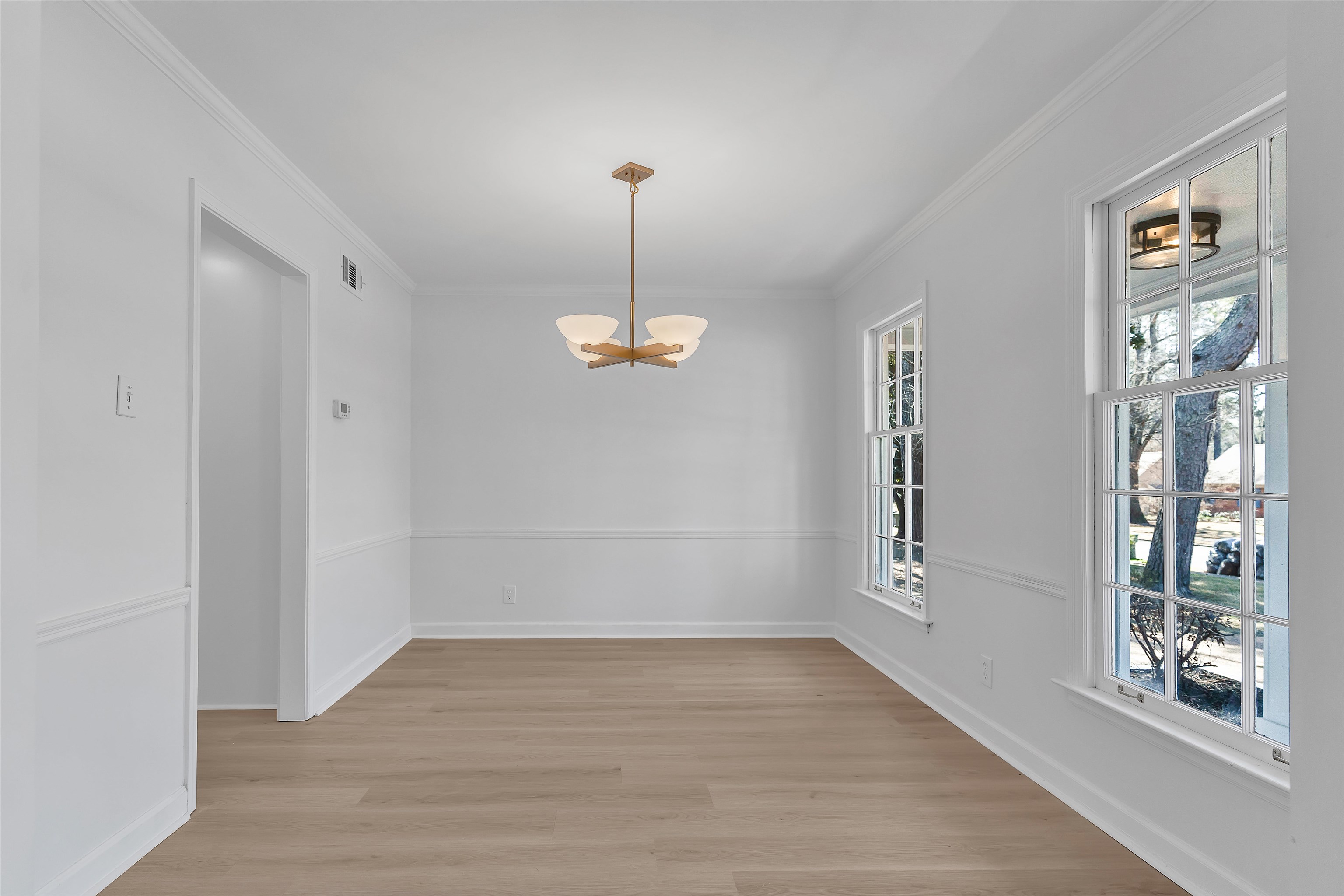 522 Kinsman Road Memphis, TN 38120 - Photo 7 of 19 Gallery Image 7