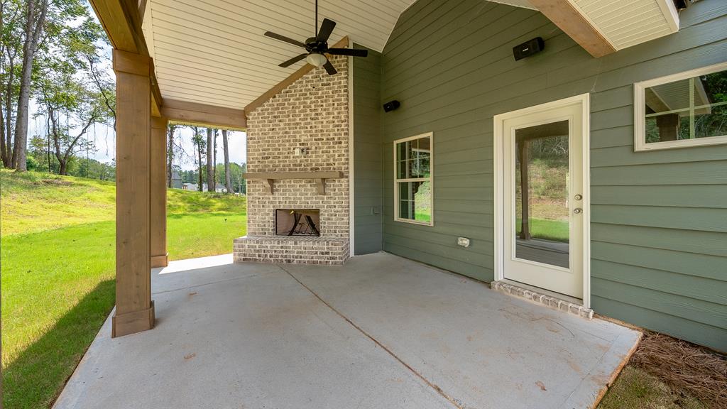 623 Bohannon Road Grantville, GA 30220 - Photo 34 of 34 a view of a porch with a table and chairs