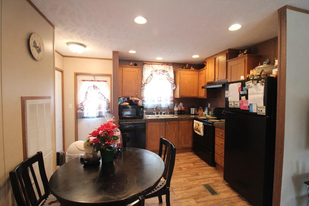 390 Alloway Road Grandview, TN 37337 - Photo 3 of 41 3