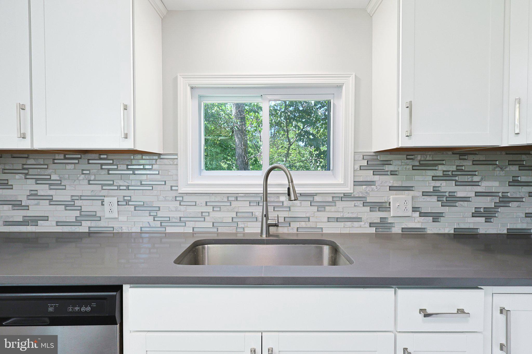 125 Ashland Drive Ridgeley, WV 26753 - Photo 10 of 41 Modern kitchen with serene views.