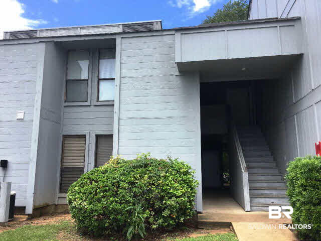 1128 North Alston Street, Unit 1128 Foley, AL 36535 - Photo 24 of 24 Entry from the parking lot
