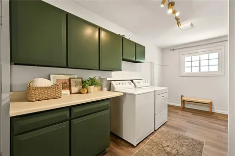 $425,000 | 5831 West 87th Terrace, Overland Park, KS 66207