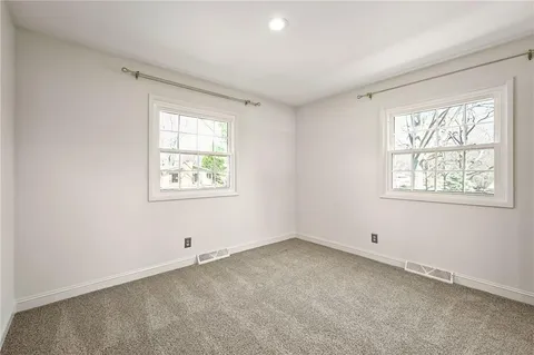 $425,000 | 5831 West 87th Terrace, Overland Park, KS 66207