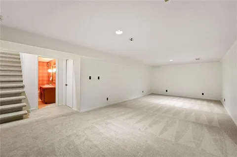 $425,000 | 5831 West 87th Terrace, Overland Park, KS 66207