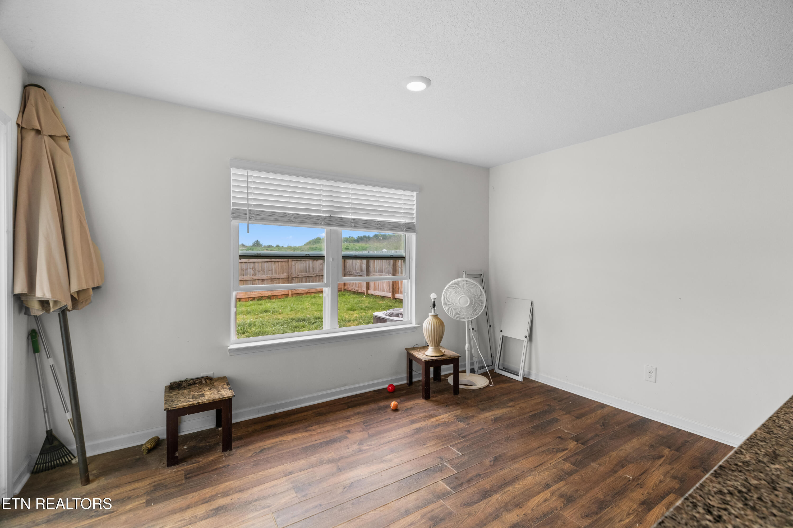 2998 Nicole Circle Morristown, TN 37814 - Photo 12 of 18 025-2998NicoleCircle-Morristown-TN-37814