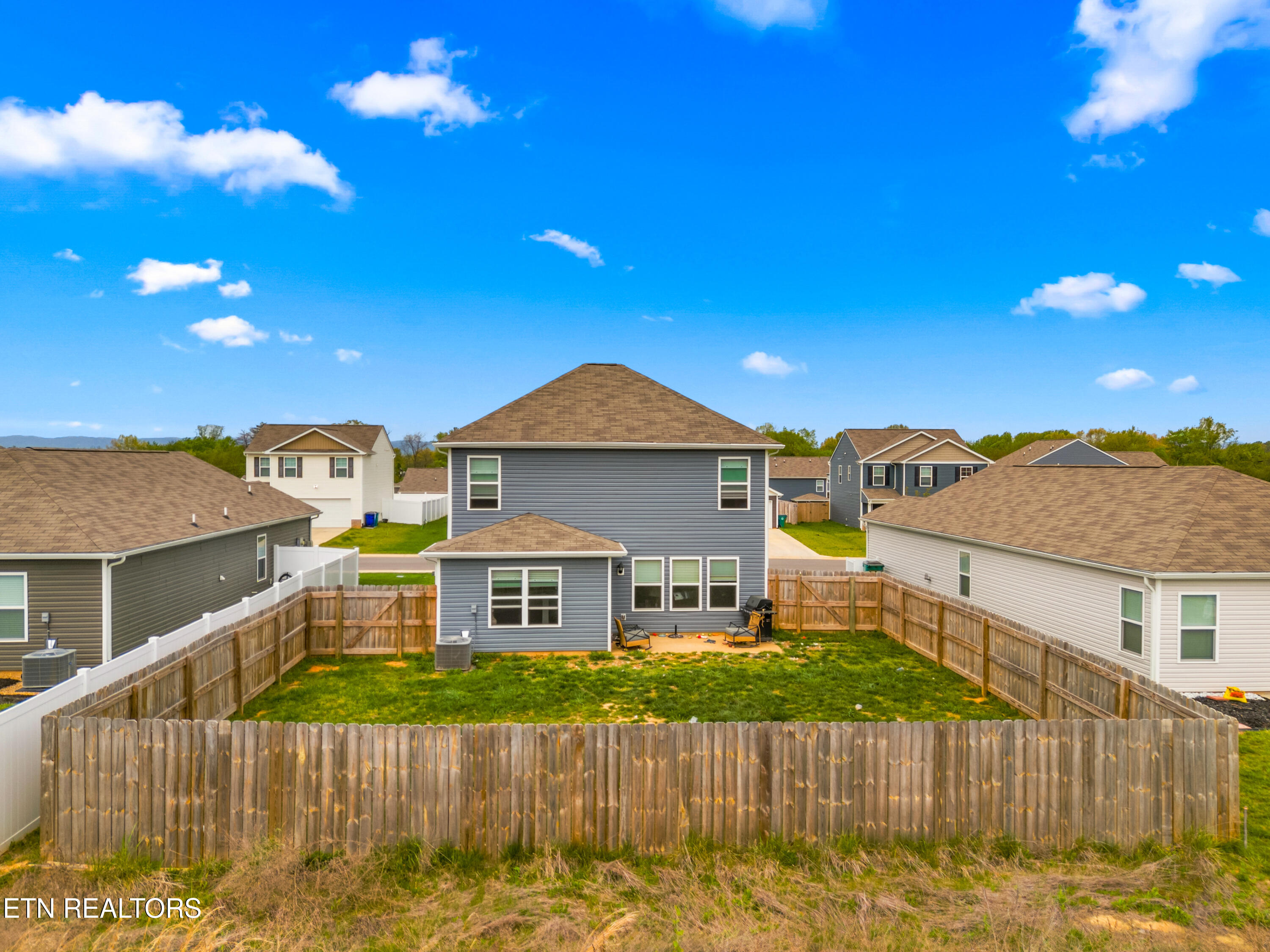 2998 Nicole Circle Morristown, TN 37814 - Photo 17 of 18 005-2998NicoleCircle-Morristown-TN-37814