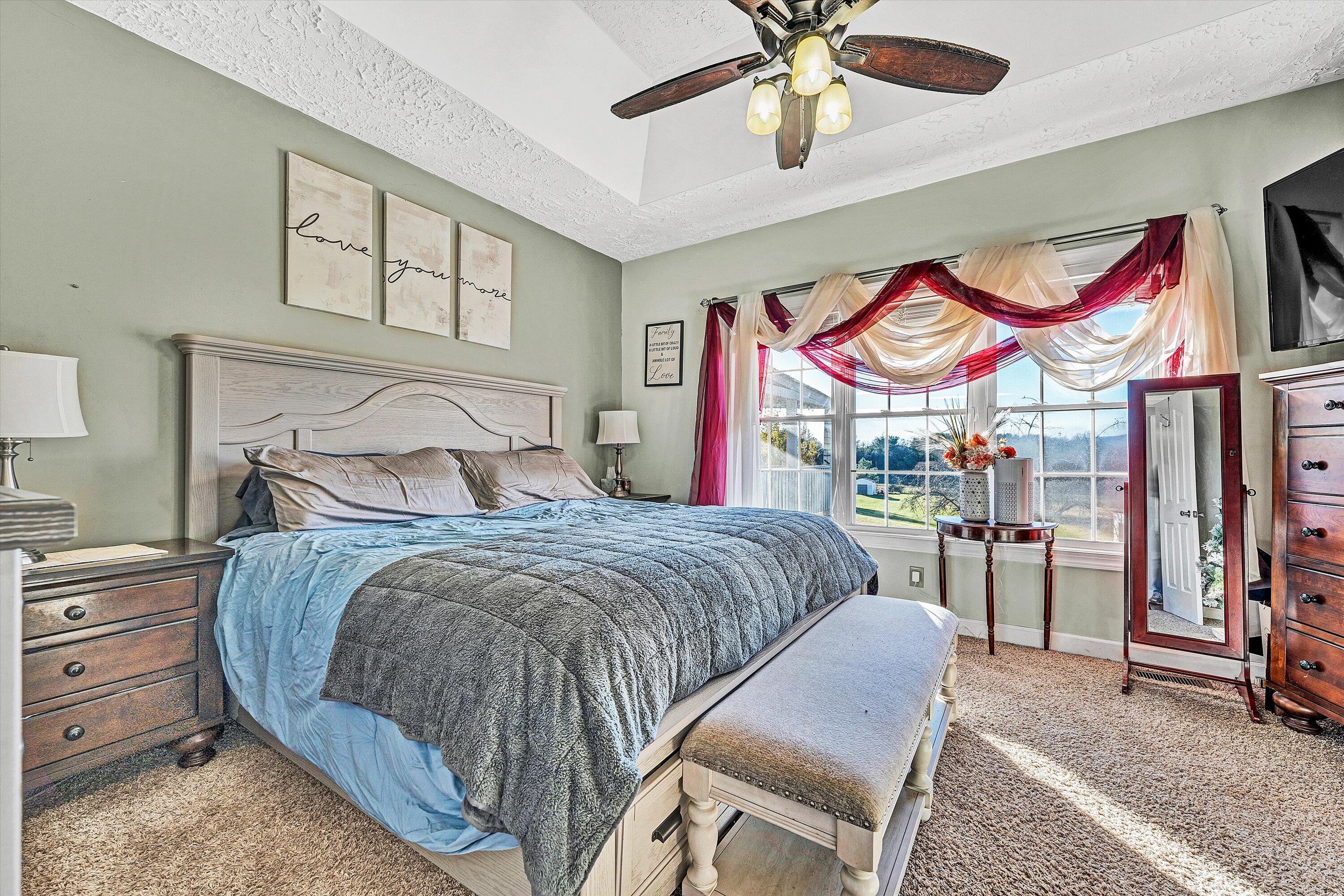 207 Overlook Road Vinton, VA 24179 - Photo 16 of 65 18-SGP-00132