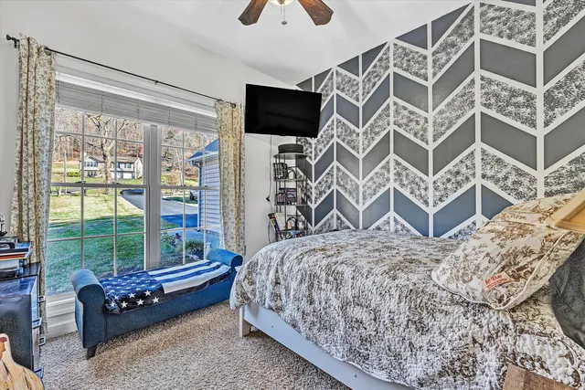 $465,000 | 207 Overlook Road, Vinton, VA 24179