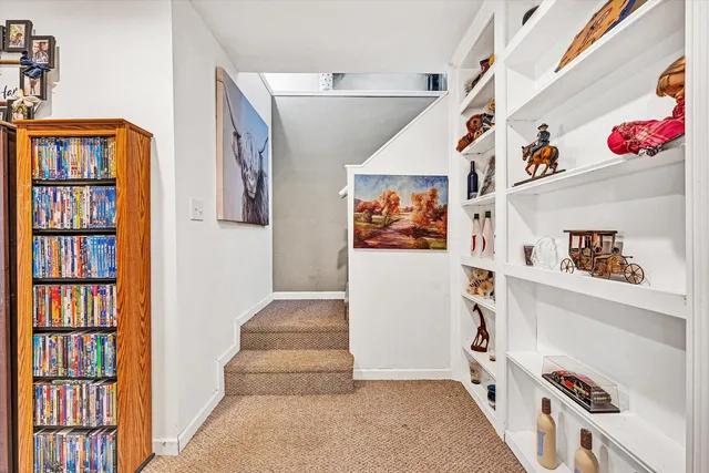 $465,000 | 207 Overlook Road, Vinton, VA 24179