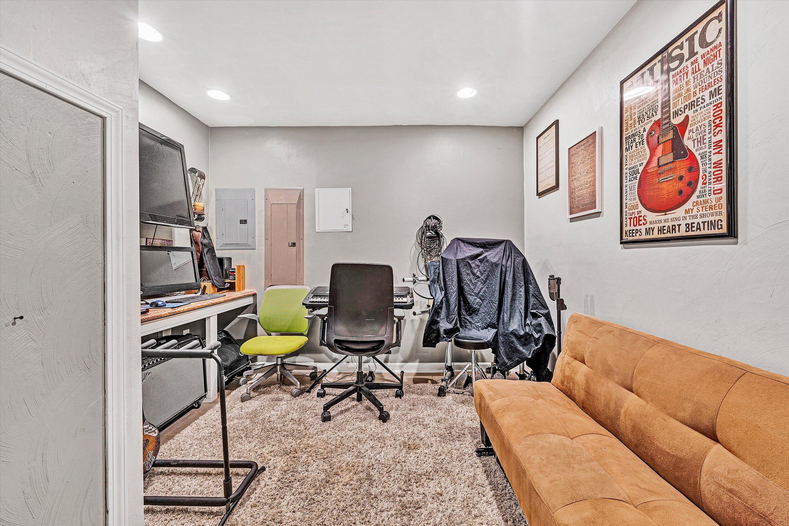 207 Overlook Road Vinton, VA 24179 - Photo 31 of 65 33-SGP-00177