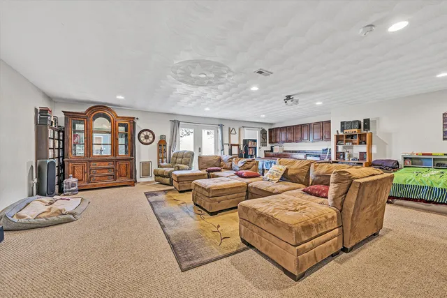 $465,000 | 207 Overlook Road, Vinton, VA 24179