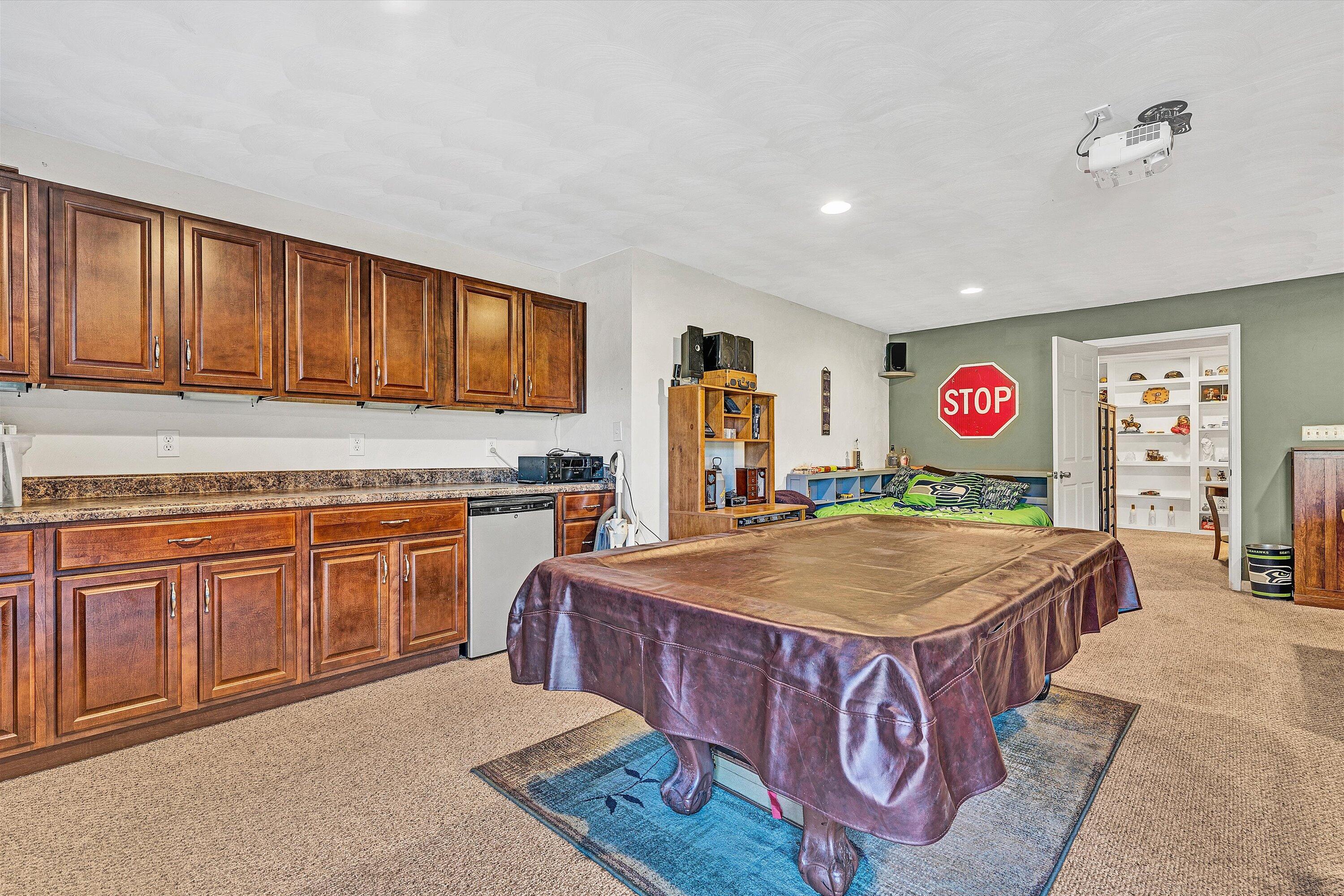 207 Overlook Road Vinton, VA 24179 - Photo 39 of 65 41-SGP-00204