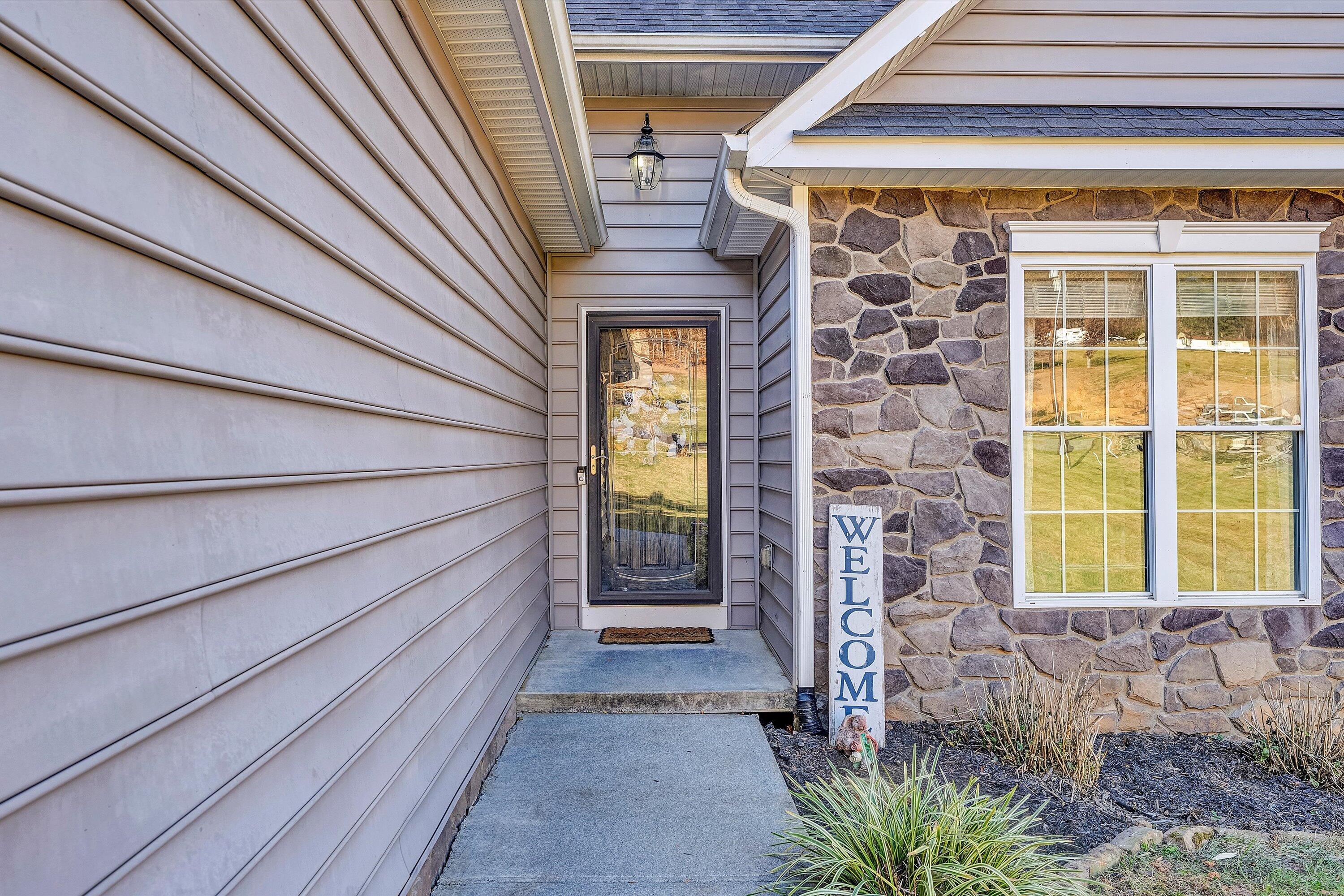 207 Overlook Road Vinton, VA 24179 - Photo 5 of 65 05-SGP-00312