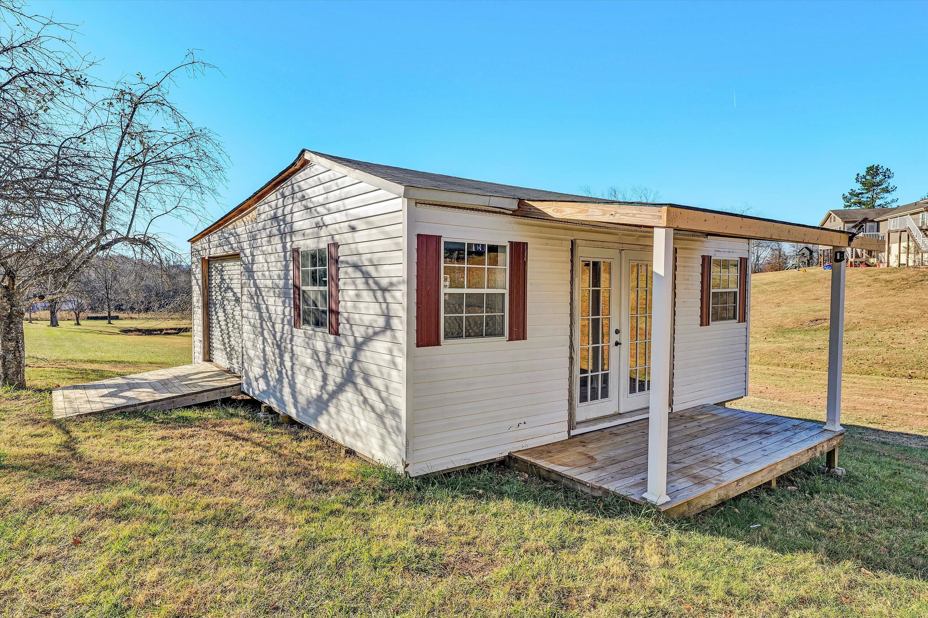 207 Overlook Road Vinton, VA 24179 - Photo 51 of 65 54-SGP-00252