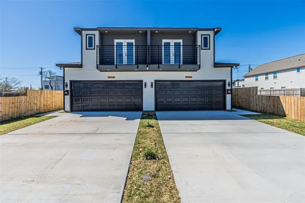 $2,700 | 2419 Jeffries Street, Dallas, TX 75215
