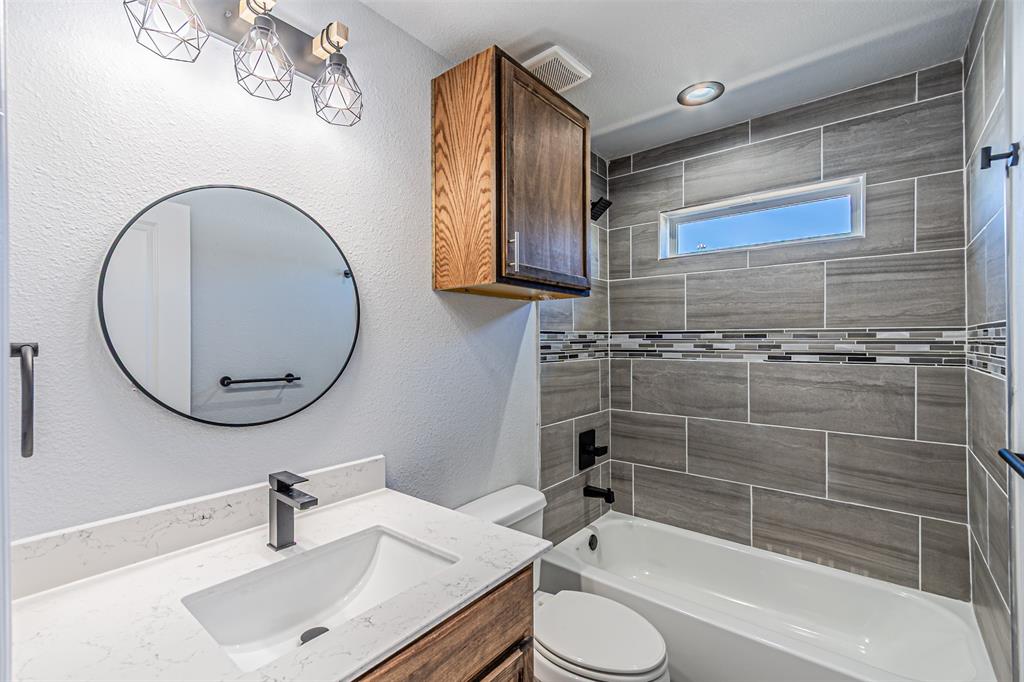 2419 Jeffries Street Dallas, TX 75215 - Photo 15 of 21