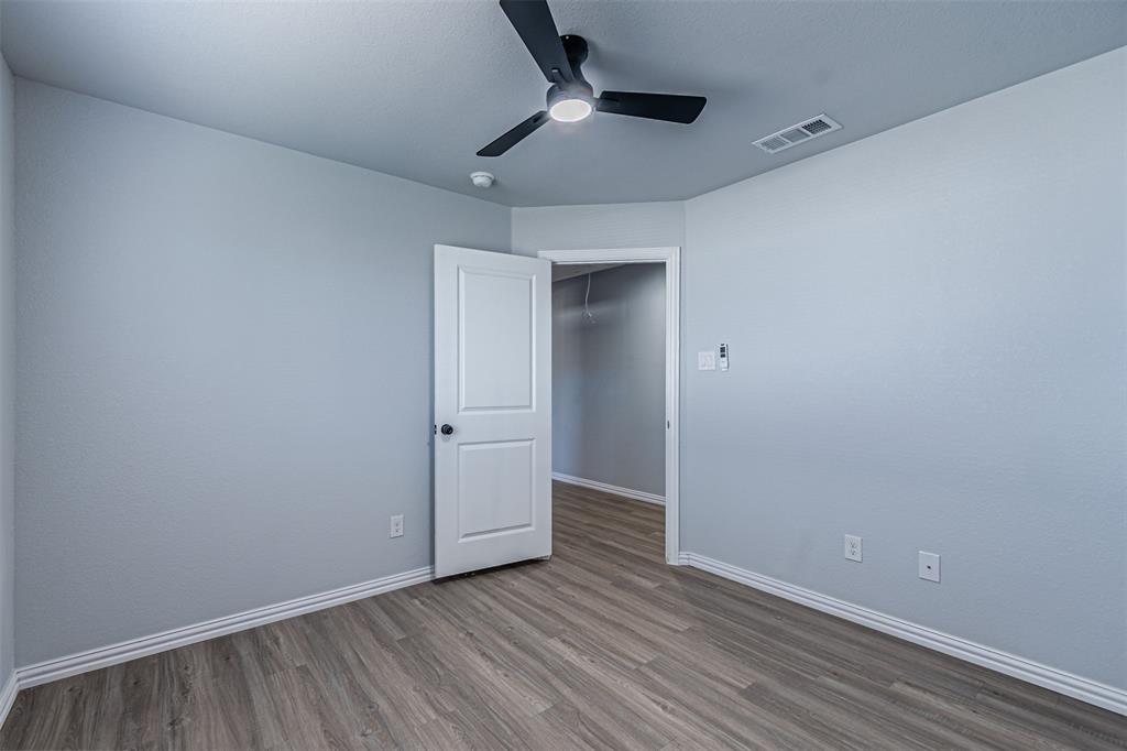 2419 Jeffries Street Dallas, TX 75215 - Photo 4 of 21