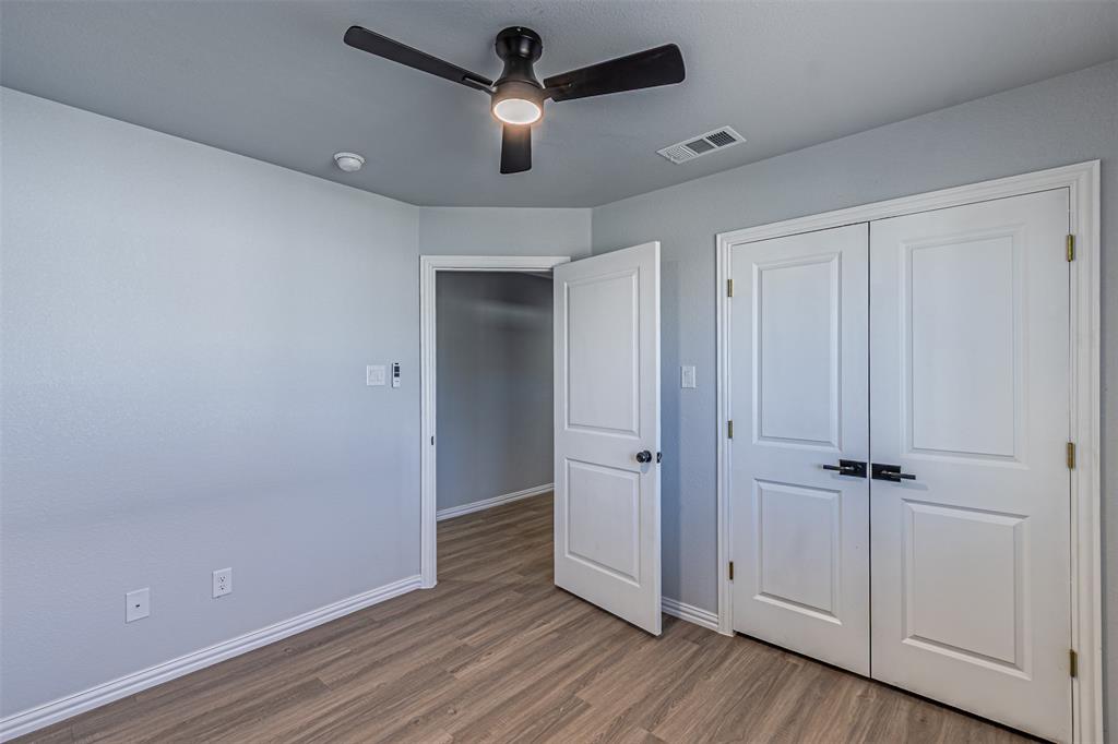 2419 Jeffries Street Dallas, TX 75215 - Photo 5 of 21