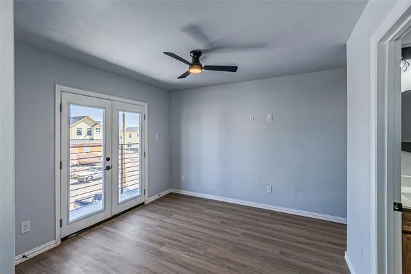 $2,700 | 2419 Jeffries Street, Dallas, TX 75215