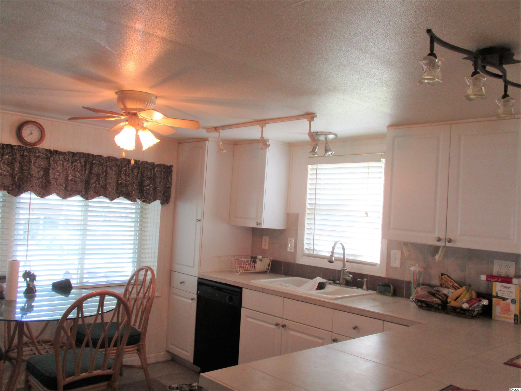 35 Crooked Island Circle Murrells Inlet, SC 29576 - Photo 12 of 25 Gallery Image 12